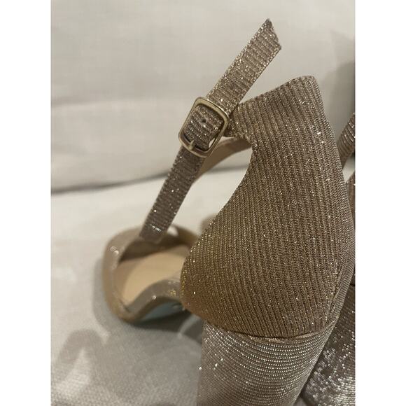 Blue by Betsey Johnson Gold SB-CARLY Size 8 1/2 Chunky Heel Shimmer Ankle Strap‎ - Picture 5 of 10